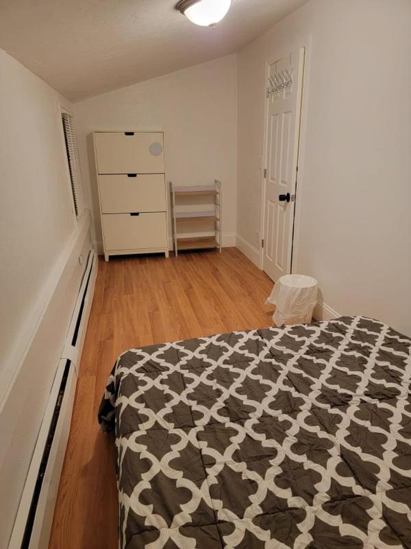 182 Bedrooms Near Fenway & Dowtown Бостон Экстерьер фото